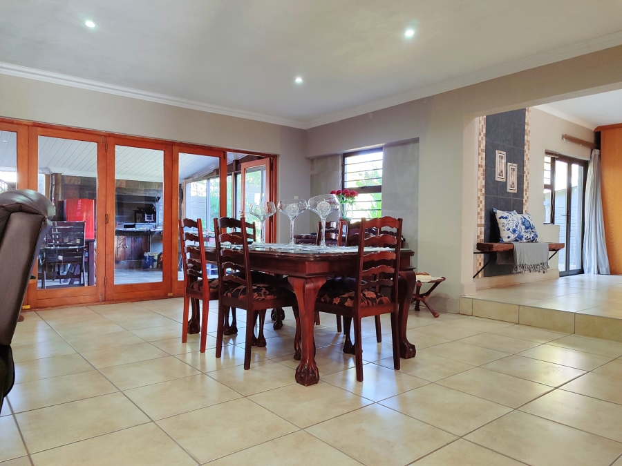 6 Bedroom Property for Sale in Doringkruin North West